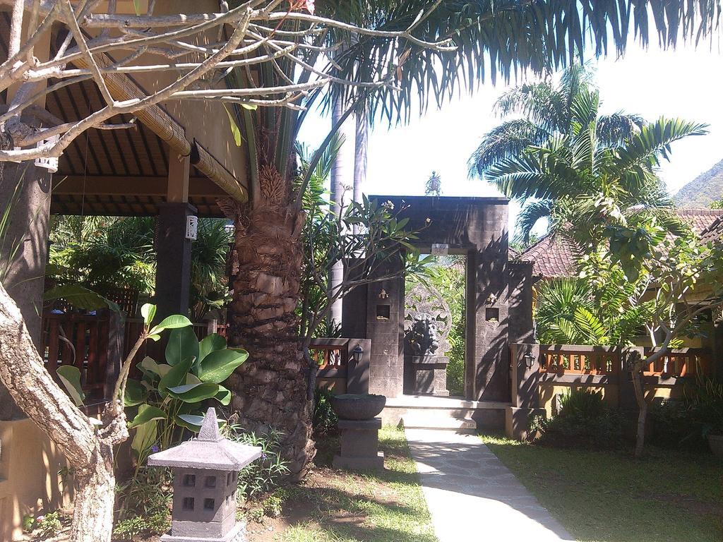 Alami Resort, Restaurant And Dive Center Amed Eksteriør bilde
