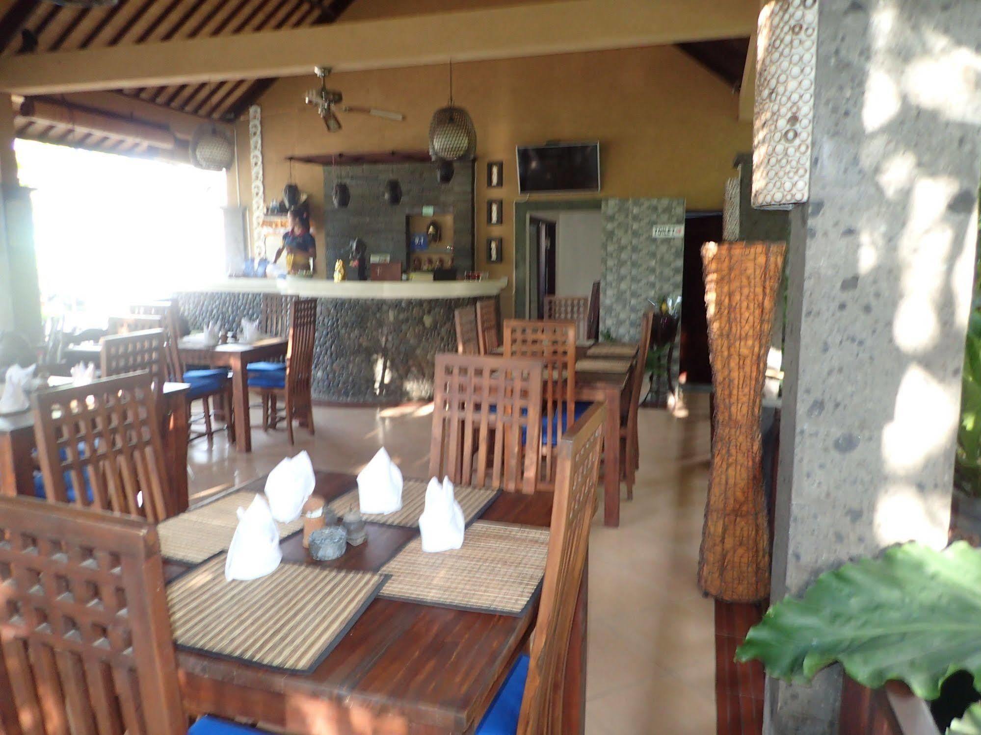 Alami Resort, Restaurant And Dive Center Amed Eksteriør bilde